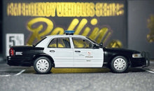 Load image into Gallery viewer, Rollin 1:64 CV CROWN VICTORIA LAPD Police CA Sedan Model Diecast Metal Car New Collection
