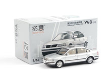 Load image into Gallery viewer, XCARTOYS 1:64 Silver VW Passat B5 Sedan Classic Model Diecast Metal Car New Collection
