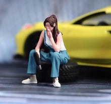 Load image into Gallery viewer, 1:64 Painted Figure Model Miniature Resin Diorama Sand Repair Girl Cap Lady Toy Collection
