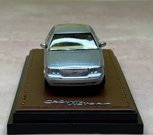 Load image into Gallery viewer, GOC 1:64 Crown Victoria Sedan Classic Model Diecast Metal Car New

