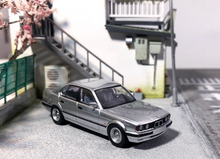 Load image into Gallery viewer, DCM Silver 1:64 E34 5 Series 520i Classic Sedan Model Diecast Metal Car New
