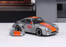 Load image into Gallery viewer, Master 1:64 HEC 911 930 Turbo Black Bird Sports Model Diecast Metal Car
