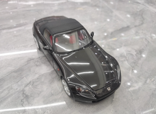 Load image into Gallery viewer, MH 1:18 Black JDM S2000 AP2 Sports F22C Engine Model Diecast Metal Car New
