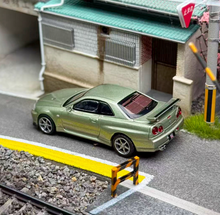Load image into Gallery viewer, MINIGT 1:64 JDM Green Skyline GTR R34 V-Spec Sport Model Diecast Metal Car New Collection
