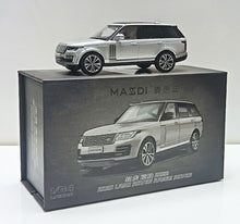 Load image into Gallery viewer, Masdi 1:64 2020 Silver Range Rover SUV ORV Sports Model Diecast Metal Car New Collection
