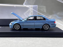 Load image into Gallery viewer, DCM 1:64 Blue M5 E39 Sedan Sports Model Diecast Metal Car BN
