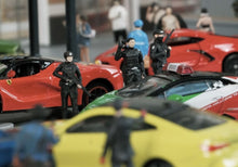 Load image into Gallery viewer, 1:64 Painted Figure Mini Model Miniature Resin Diorama Sand SWAT Policeman Toy
