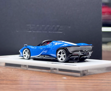 Load image into Gallery viewer, SUHE 1:64 Blue SP3 Daytona Red Seat Sports Model Diecast Resin Car New Collection
