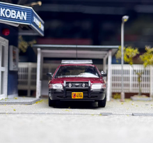 Load image into Gallery viewer, Rollin 1:64 Minnesota MNPD Police CV CROWN VICTORIA Model Diecast Metal Car

