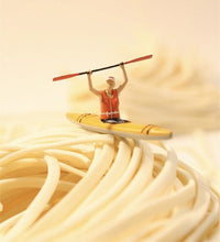 Load image into Gallery viewer, 1:64 Painted Figure Model Miniature Resin Diorama Sand Toy Kayak Sports Aquatics
