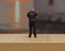 Load image into Gallery viewer, 1:24 Painted Figure Model Miniature Resin Diorama Sand Policeman Poiice Standing
