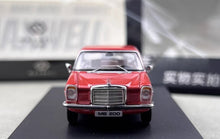 Load image into Gallery viewer, Maxwell 1:64 Red W114 200 Strich 8 Classic Sedan Model Diecast Metal Car New Collection
