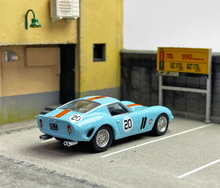 Load image into Gallery viewer, MINIDREAM 1:64 250 GTO GULF Classic Racing Sports Model Diecast Metal Car

