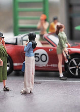 Load image into Gallery viewer, 1:64 Painted Figure Mini Model Miniature Resin Diorama Sand Girl Blue With Bag New

