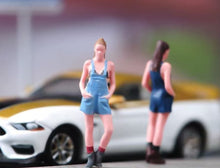 Load image into Gallery viewer, 1:64 Painted Figure Model Miniature Resin Diorama Sand Girl Lady Pretty Friends
