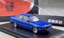 Load image into Gallery viewer, DCM 1:64 Blue E34 5-Series Sedan Classic Sports Model Diecast Metal Car New Collection

