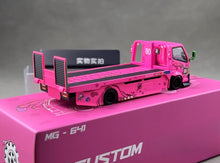 Load image into Gallery viewer, MT 1:64 Pink H300 Custom Tow Flatbed Truck Dinosaur Model Diecast Metal Car
