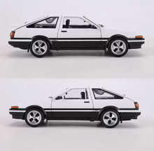 Load image into Gallery viewer, Maisto 1:24 White Sprinter Trueno AE86 Sport Open Model Diecast Metal Car New Collection
