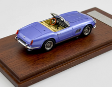 Load image into Gallery viewer, YM 1:64 Blue 250 GT California Spyder SWB Sports Model Diecast Resin Car New Collection
