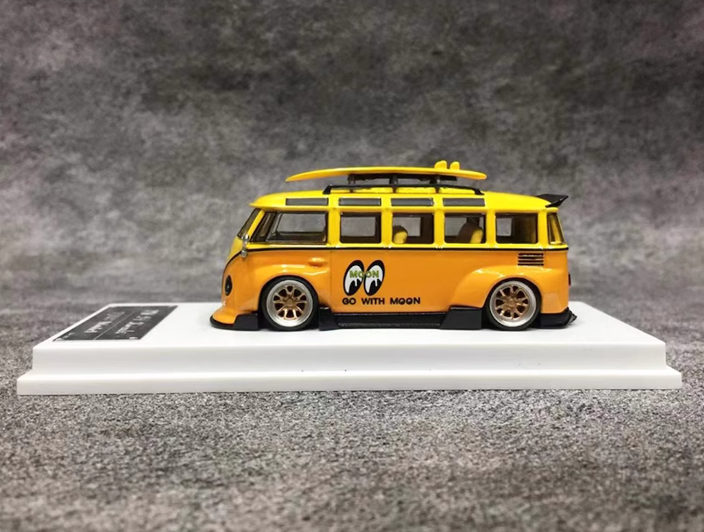 TPC 1:64 Yellow VW T1 Kombi Van Moon Eyes Camper Model Diecast