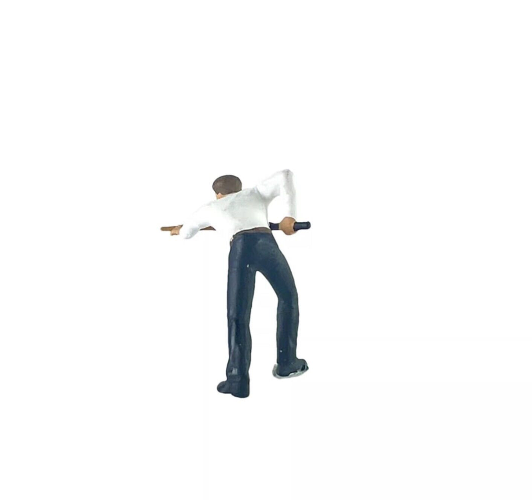 1:64 Painted Figure Model Miniature Resin Diorama Sand Pool Billiards Balls Cue