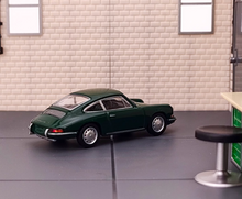 Load image into Gallery viewer, MINIGT 1:64 1964 Green 911 Classic Vintage Sports Model Diecast Metal Car New
