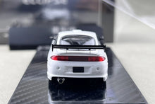 Load image into Gallery viewer, Transcend 1:64 White 1995 Eclipse GS Coupe Sports Model Diecast Metal Car New Collection
