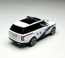 Load image into Gallery viewer, Masdi 1:64 White Police Range Rover SUV Sports Model Diecast Metal Car New Collection
