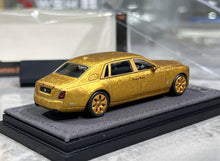 Load image into Gallery viewer, Banana 1:64 Gold Phantom VIII Centenary Luxury Model Diecast Metal Car New Collection
