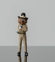 Load image into Gallery viewer, 1:64 Painted Figure Model Miniature Resin Diorama Scene Policeman Motorcycle Set
