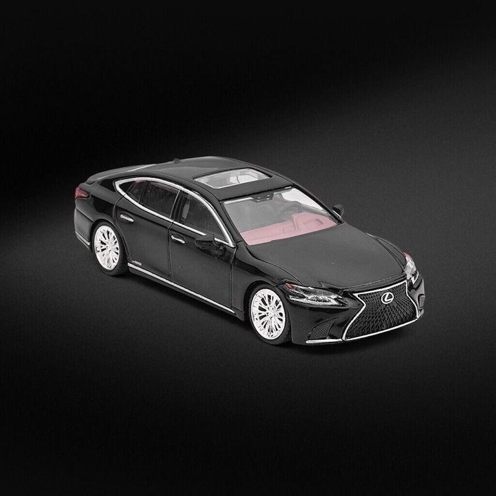 Enchery 1:64 2018 Black LS500h Luxury Sedan Sports Model Diecast Metal Car New Collection