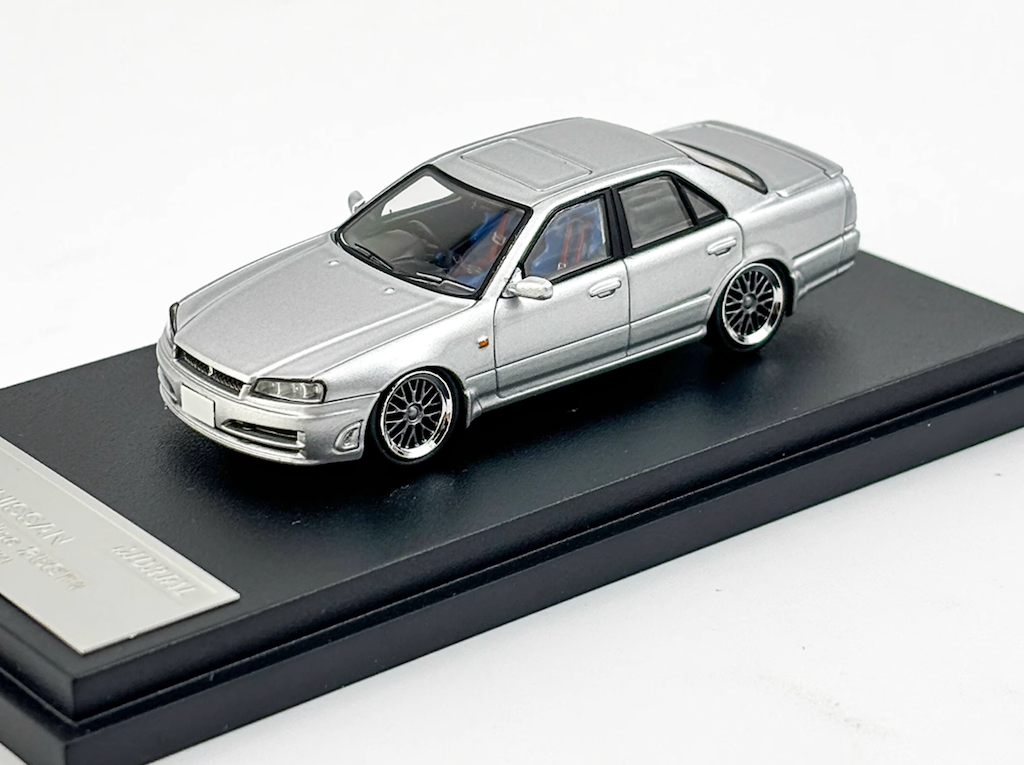 Mortal 1:64 Silver Skyline GTR ER34 25GT AIT Sports Model Diecast Metal Car