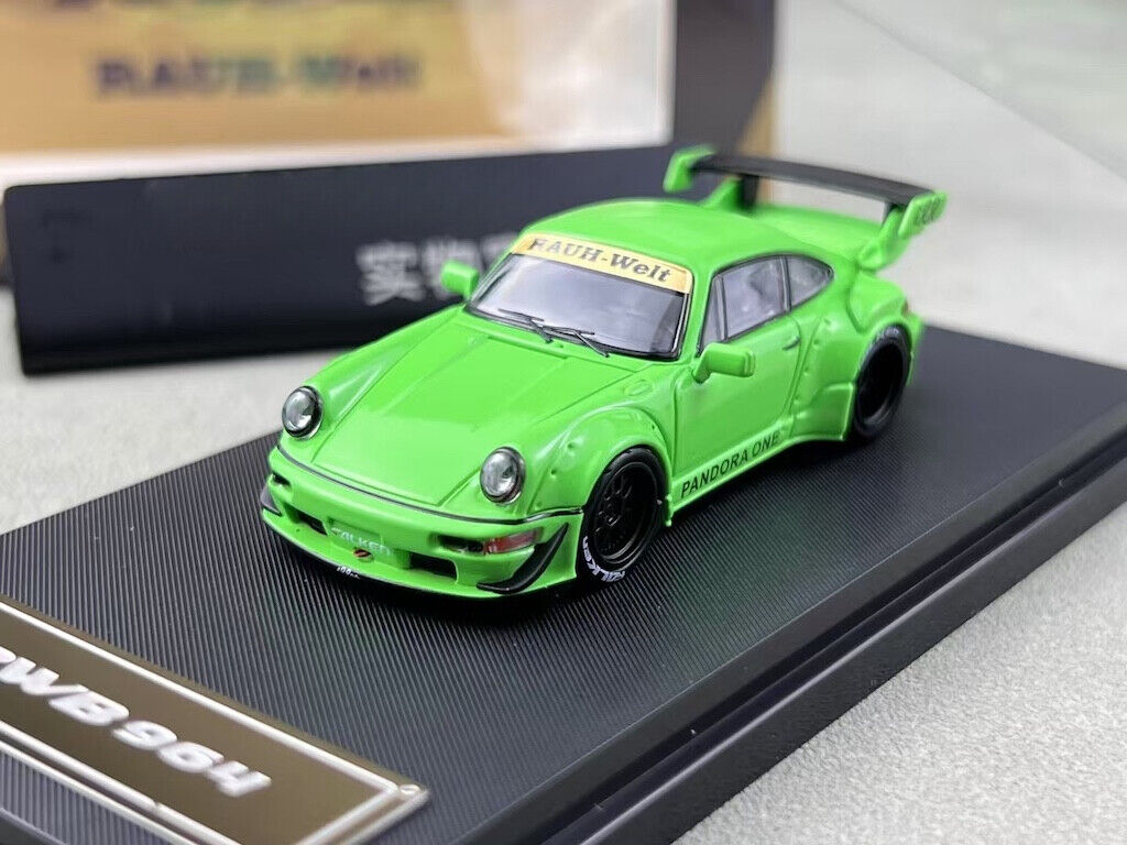 Star 1:64 Green RWB 964 GT Racing Sports Model Diecast Metal Car New Collection