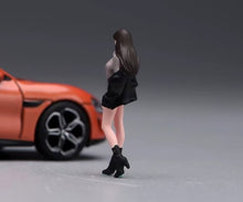 Load image into Gallery viewer, 1:64 Painted Figure Model Miniature Resin Diorama Toy Sand Cool Girl Pretty
