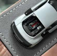 Load image into Gallery viewer, GRYNING 1:64 Silver R8 GT Racing Sports Model Diecast Resin Car New Collection
