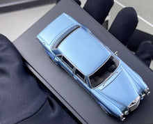 Load image into Gallery viewer, BSC 1:64 Blue 300SEL W109 AMG 6.8 Sedan Classic Model Diecast Metal Car New Collection
