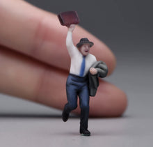 Load image into Gallery viewer, 1:64 Painted Figure Model Miniature Resin Diorama Sand Toy Suit Man Chasing Car
