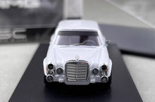 Load image into Gallery viewer, BSC 1:64 White 300SEL W109 AMG 6.8 Sedan Classic Model Diecast Metal Car New Collection
