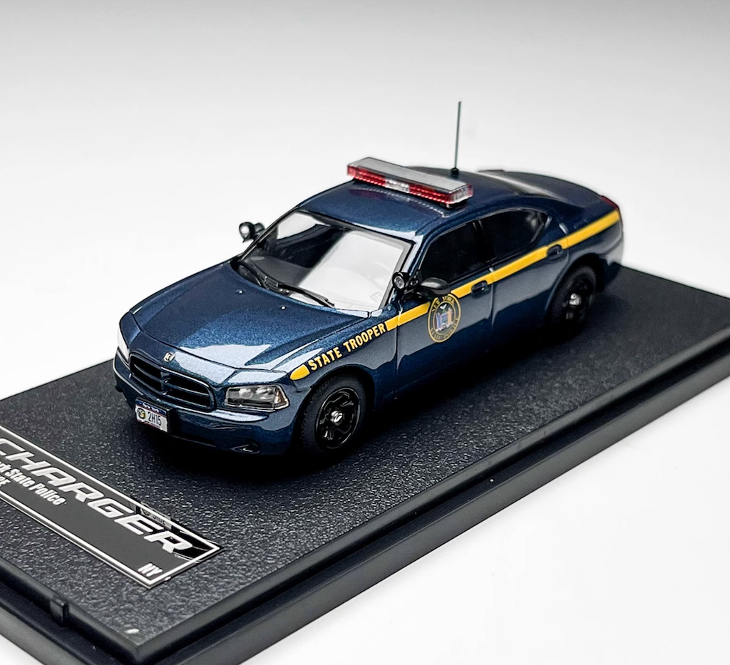 Rollin 1:64 2008 Blue NYSP Police Charger Muscle Model Diecast Metal Car New Collection