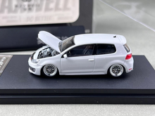Load image into Gallery viewer, Maxwell 1:64 White VW Golf GTI MK6 VIP BBS Sports Model Diecast Metal Car New Collection
