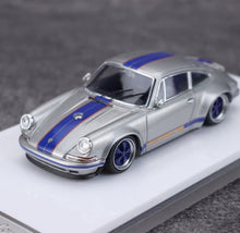 Load image into Gallery viewer, Zincit 1:64 Silver 911 964 Singer Coupe Sports Model Diecast Metal Car New Collection
