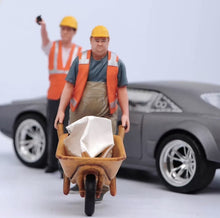 Load image into Gallery viewer, 1:24 Painted Figure Model Miniature Resin Construction Workers Builders Men Set
