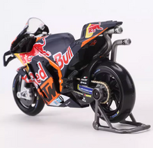 Load image into Gallery viewer, Maisto 1:18 2023 GP KTM RC16 #33 Racing Sports Model Toy Metal Motorcycle New Collection
