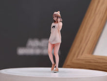 Load image into Gallery viewer, 1:64 Painted Figure Model Miniature Resin Diorama Toy Sand Kitten Girl Pretty
