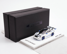 Load image into Gallery viewer, 1:64 SUHE White 911 GT3 RS Sports Model Diecast Resin Car New Collection
