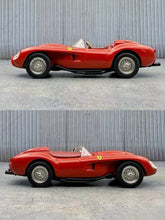 Load image into Gallery viewer, GFCC 1:64 Metallic Red 1957 250TR Testa Rossa Sport Model Diecast Metal Car
