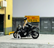 Load image into Gallery viewer, CM 1:64 Black S1000RR Hot Lady Figure Sports Model Diecast Metal Motorcycle

