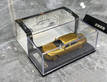 Load image into Gallery viewer, Banana 1:64 Gold Phantom VIII Centenary Luxury Model Diecast Metal Car New Collection
