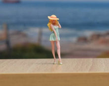 Load image into Gallery viewer, 1:24 Painted Figure Model Miniature Resin Diorama Sand Girl Blue Dress Hat Lady
