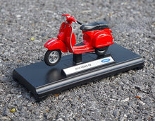 Load image into Gallery viewer, WELLY 1:18 Red 2016 PX Sports Classic Vintage Model Diecast Metal Motorcycle
